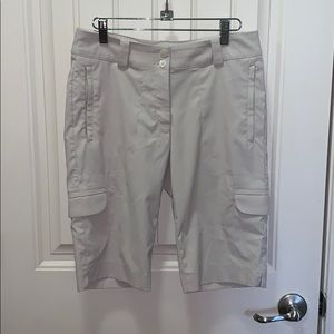 Nike golf size 4 capris